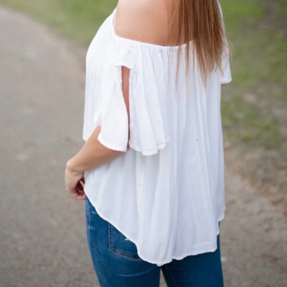 Altar’d State off the shoulder top - Picture 2 of 2